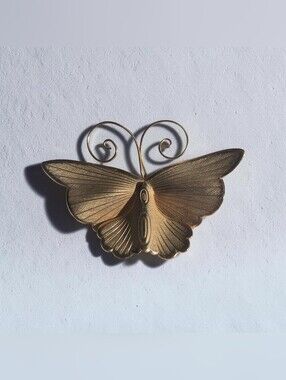 Giovanni Goldtone Butterfly Broach - Elegant